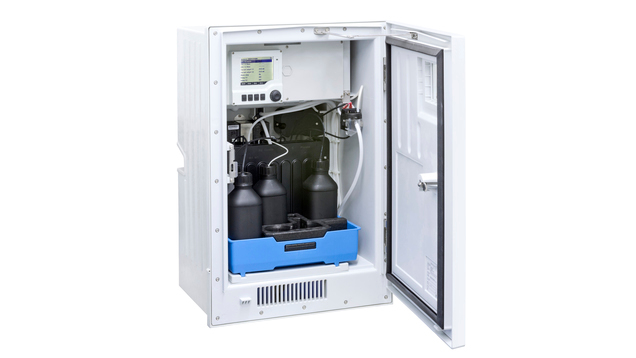 Liquiline System CA80CR — вид изнутри анализатора концентрации хроматов