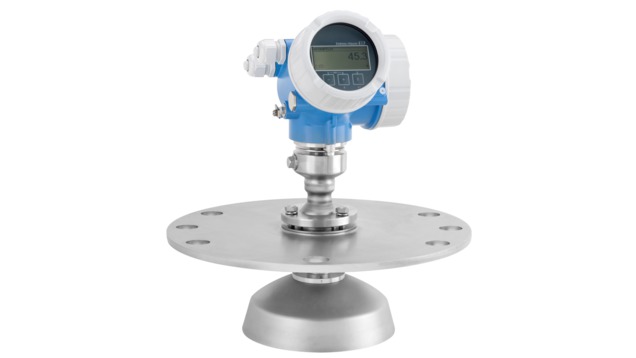 Micropilot FMR57 в алюминиевом корпусе с параболической антенной и универсальным фланцем