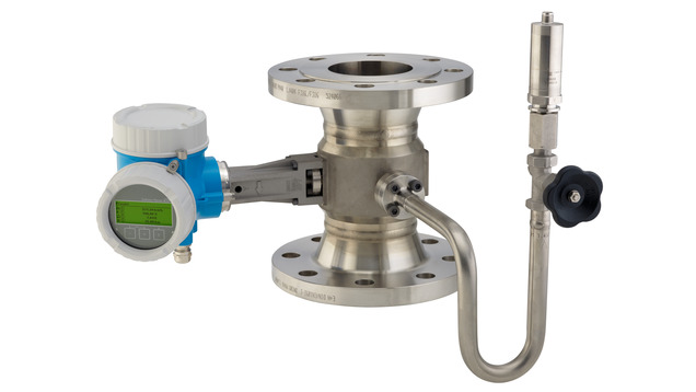 Prowirl F 200 with mounted pressure measuring unit for steam