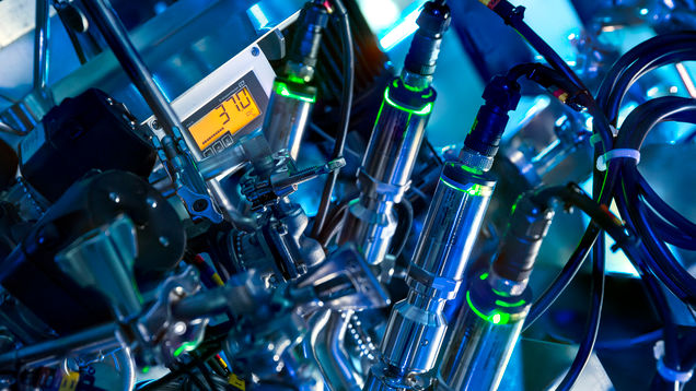 iTHERM TrustSens TM371 Hygienic compact thermometer with self-calibrating function